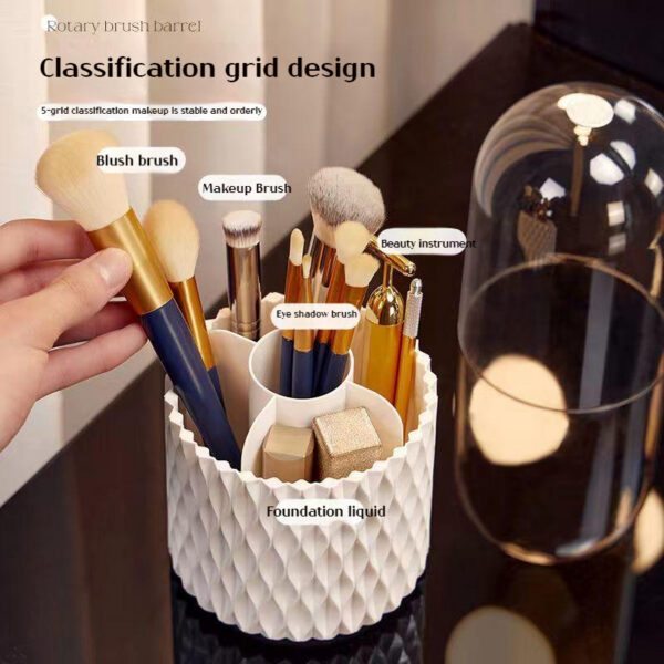 c3fd30f5-0def-48df-9358-66c533f80f70.jpg 360 Rotating Large Capacity Transparent Makeup Brush Storage Pen Holder Acrylic Dust With Lid Desktop Cosmetic Storage Box
