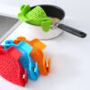 eb959499-f2f9-40d8-a278-7cb3be991077.jpg Kitchen Gadgets Silicone Pot Side Drain Stopper